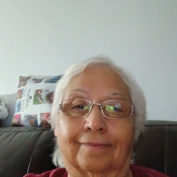 Elise H., Live Memories customer